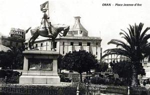 Oran - Place Jeanne d'Arc - Statue
